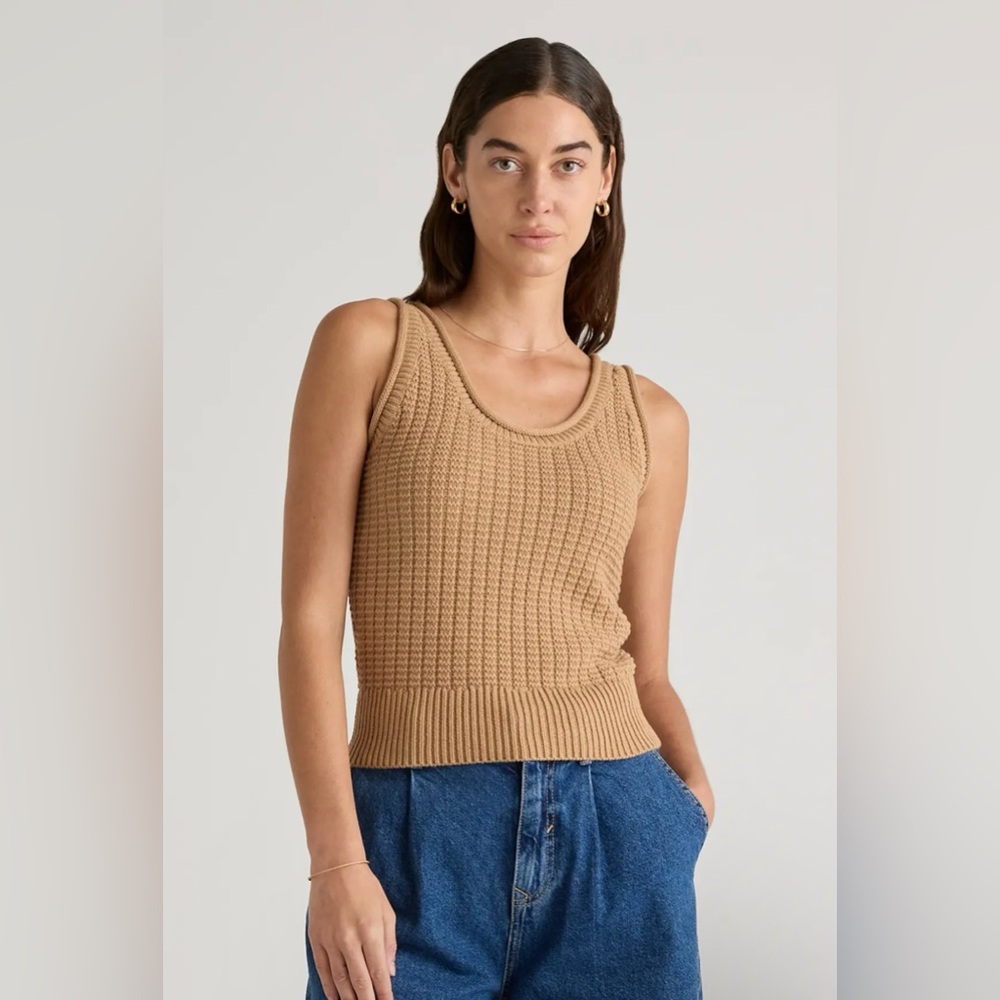 Sleeveless Knit Tank Top in Camel
